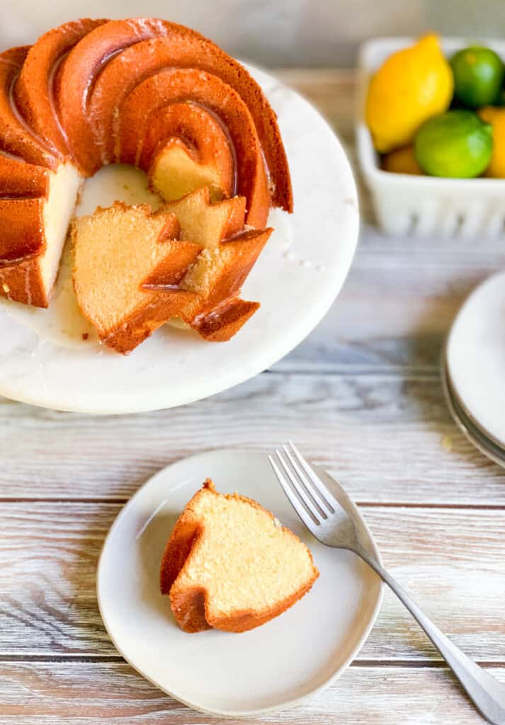 Mama Mitchell's Pound Cake